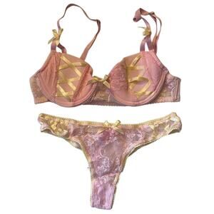 Dolls kill Sugar Thrillz Pink Lace Yellow Ribbon Lingerie Set Bra/Pany Size: XXS